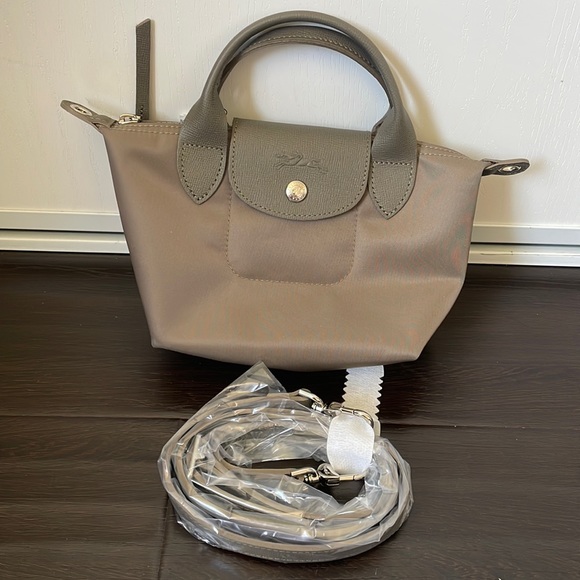 BNWT Longchamp Le Pliage Neo Nylon Extra Small Taupe Bag - Picture 6 of 9